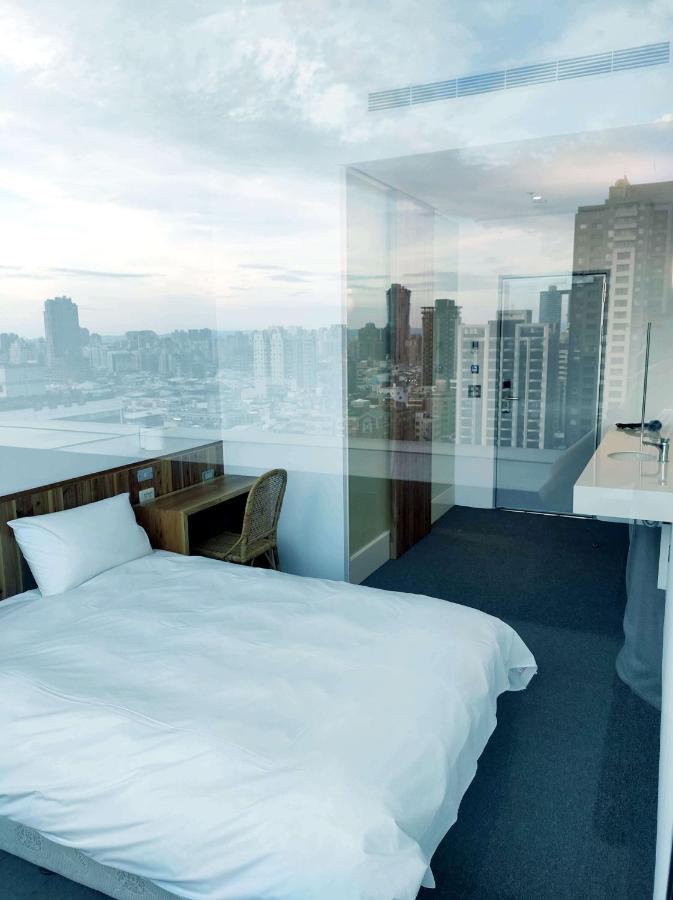 Star Hostel Taichung Parklane Экстерьер фото