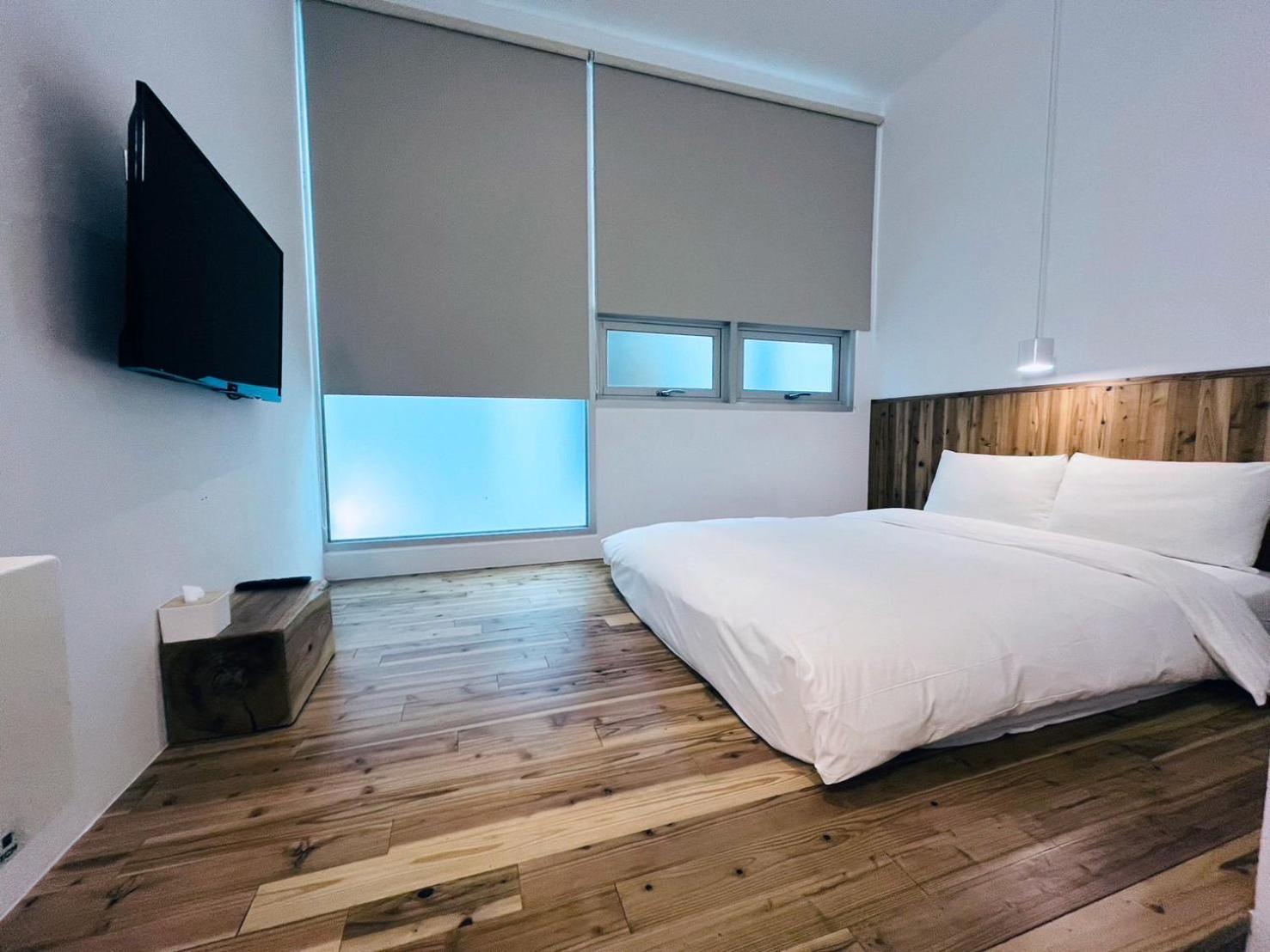 Star Hostel Taichung Parklane Экстерьер фото